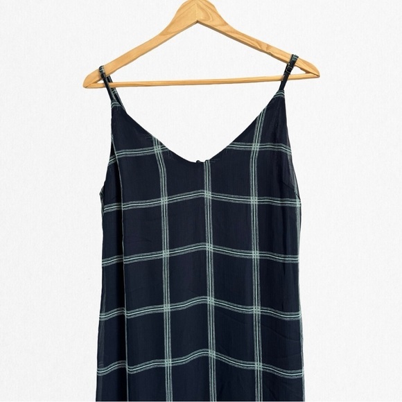 O’NEILL Women’s Navy Plaid Schiff Sundress with Adjustable Spaghetti Str… - Picture 2 of 3